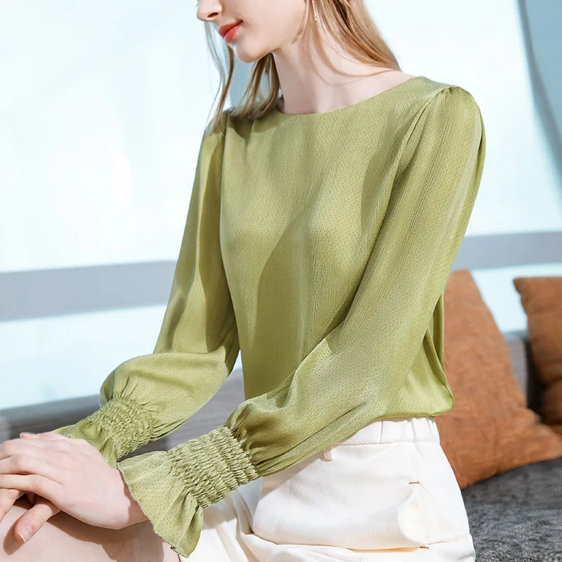 Temperament trumpet Sleeve Chiffon shirt women's 2021 early spring new long sleeve one line collar French gentle wind loose top
Temperament trumpet Sleeve Chiffon shirt women's 2021 early spring new long sleeve one line collar French gentle wind loose top