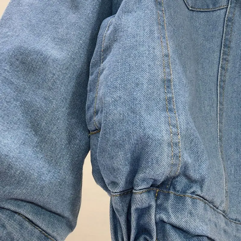 Jacket 2019 Winter Thick Jean Jacket Faux Fur Collar Fleece Hooded Denim Coat Female Padded Warm Denim Outwear
Jacket 2019 Winter Thick Jean Jacket Faux Fur Collar Fleece Hooded Denim Coat Female Padded Warm Denim Outwear