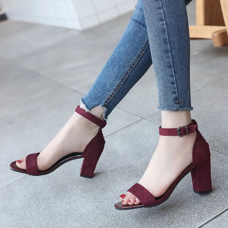 2021 Fashion Wedge Sandals Dress For Women Comfortable Summer Suede High Heels Shoes Woman Shoes Size 34 35 36 37 38 39 38 39 40
2021 Fashion Wedge Sandals Dress For Women Comfortable Summer Suede High Heels Shoes Woman Shoes Size 34 35 36 37 38 39 38 39 40