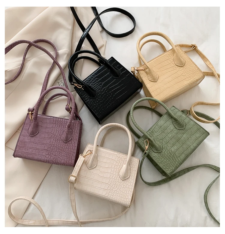 Women Small Crossbody Bag Faux Leather Shoulder Bag Handbag with Classic Crocodile Pattern
Women Small Crossbody Bag Faux Leather Shoulder Bag Handbag with Classic Crocodile Pattern