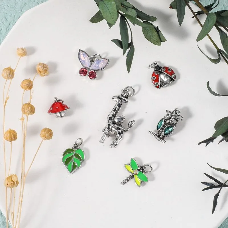 Cute Butterfly Pendant Set For DIY Bracelet Necklace Material Lovely Insect Animal Nature Design Style Sweet Pendant For Jewelry
Cute Butterfly Pendant Set For DIY Bracelet Necklace Material Lovely Insect Animal Nature Design Style Sweet Pendant For Jewelry