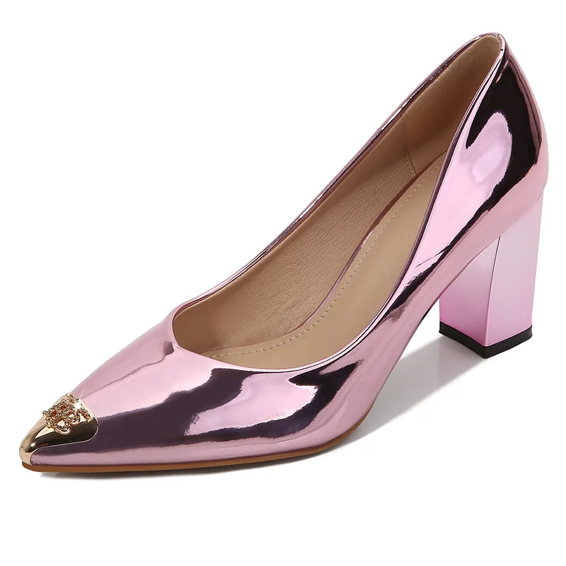 Women's shoes thick heel pointy single shoes Korean version fashion with western style dress shoes silver wedding shoes
Women's shoes thick heel pointy single shoes Korean version fashion with western style dress shoes silver wedding shoes