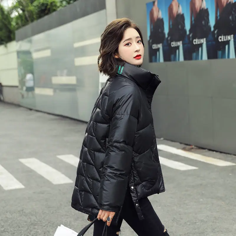 Shell suit 2021 new cotton-padded jacket women's loose short bread suit cotton-padded jacket bright face down cotton-padded jack
Shell suit 2021 new cotton-padded jacket women's loose short bread suit cotton-padded jacket bright face down cotton-padded jack