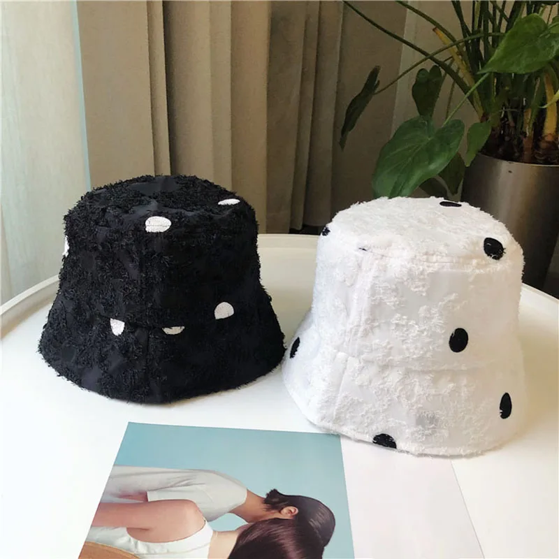 Spring Summer Dot Black White Bucket Hat Women Fashion Casual Spliced Fishing Hats Sun Protectors Caps Outdoors Street 56-58cm
Spring Summer Dot Black White Bucket Hat Women Fashion Casual Spliced Fishing Hats Sun Protectors Caps Outdoors Street 56-58cm