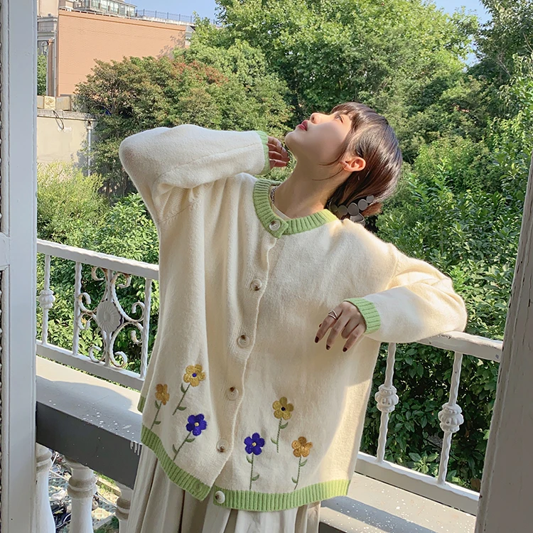 2020 autumn o neck sweet floral cardigan sweater womens knitted cardigans womens (F1438)
2020 autumn o neck sweet floral cardigan sweater womens knitted cardigans womens (F1438)