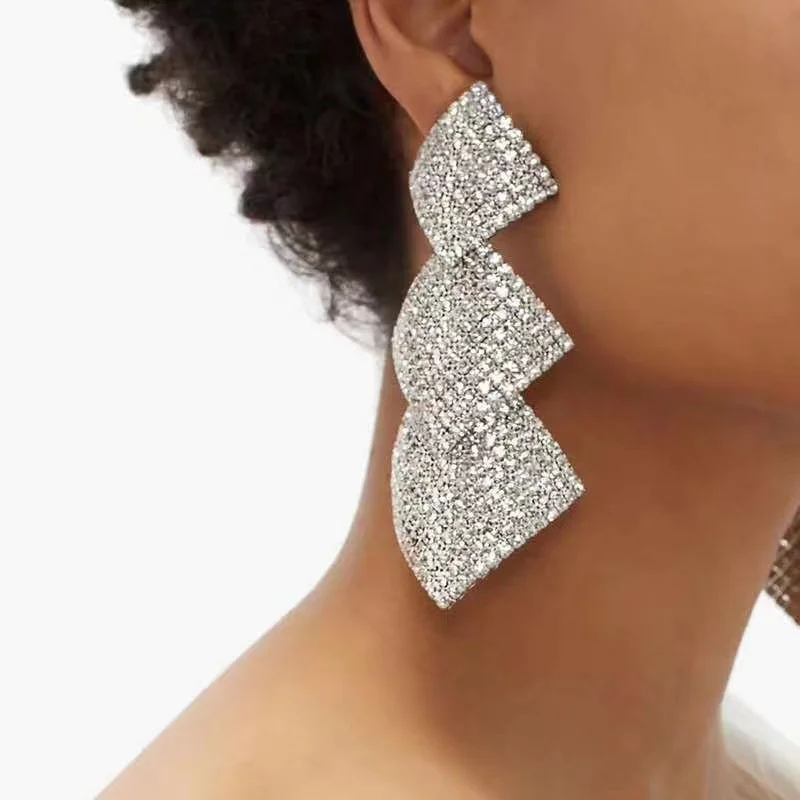 Fashion 3 square shiny Rhinestone Crystal women's Pendant Earrings Maxi party dress statement earrings jewelry accessories
Fashion 3 square shiny Rhinestone Crystal women's Pendant Earrings Maxi party dress statement earrings jewelry accessories