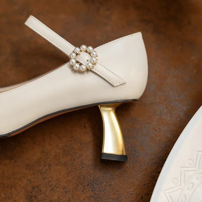 Pumps Shoes Women Strange High Heels New Arrival 2021 Spring Pearls Buckle Square Toe Pu Leather Ladies Party Mary Jane Shoes
Pumps Shoes Women Strange High Heels New Arrival 2021 Spring Pearls Buckle Square Toe Pu Leather Ladies Party Mary Jane Shoes