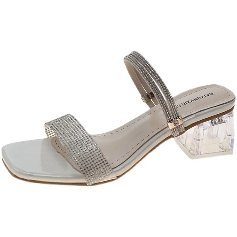 Shoes Women Glitter Slides Med Shallow Ladies' Slippers Fashion Heeled Mules Square heel Pantofle Soft Jelly Luxury High Block
Shoes Women Glitter Slides Med Shallow Ladies' Slippers Fashion Heeled Mules Square heel Pantofle Soft Jelly Luxury High Block