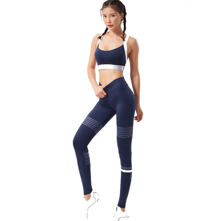 The new 2021 Europe and the United States running fitness yoga suit clothes they vest sport suit 
The new 2021 Europe and the United States running fitness yoga suit clothes they vest sport suit