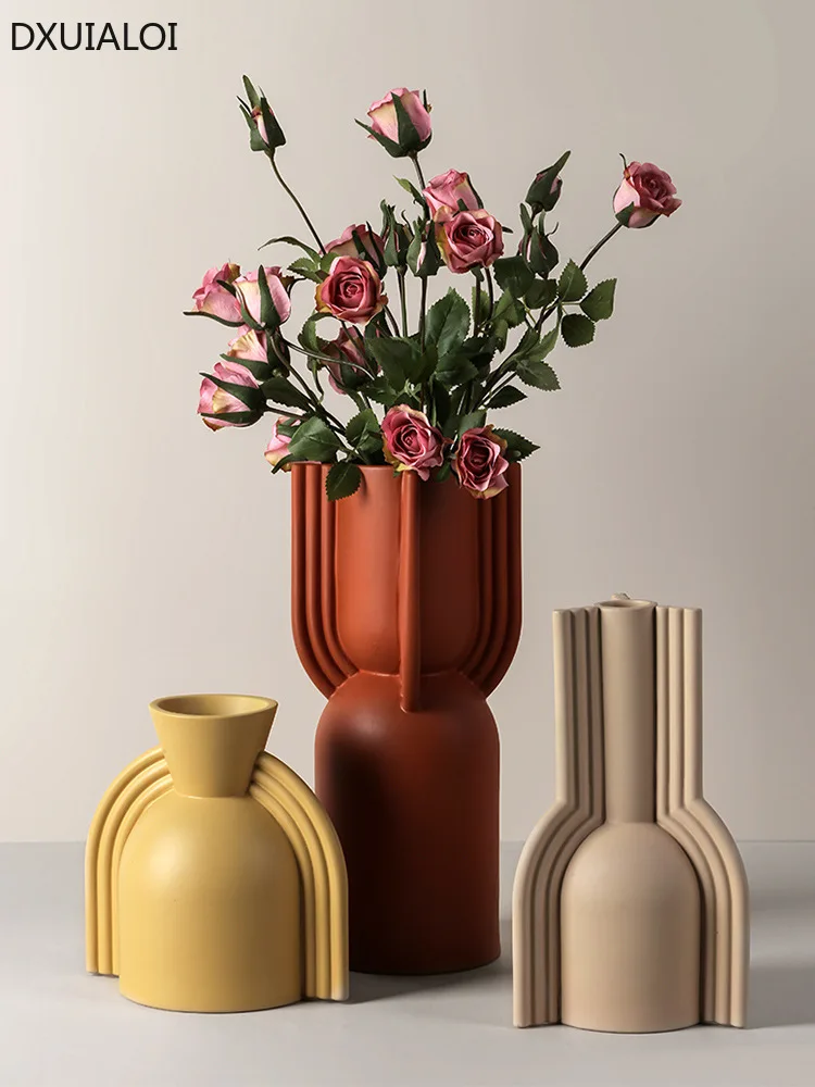 DXUIALOI Nordic Creative Simple Spray Paint Art Ceramic Vase Decoration Home Living Room Flower Arrangement Vase Decoration
DXUIALOI Nordic Creative Simple Spray Paint Art Ceramic Vase Decoration Home Living Room Flower Arrangement Vase Decoration