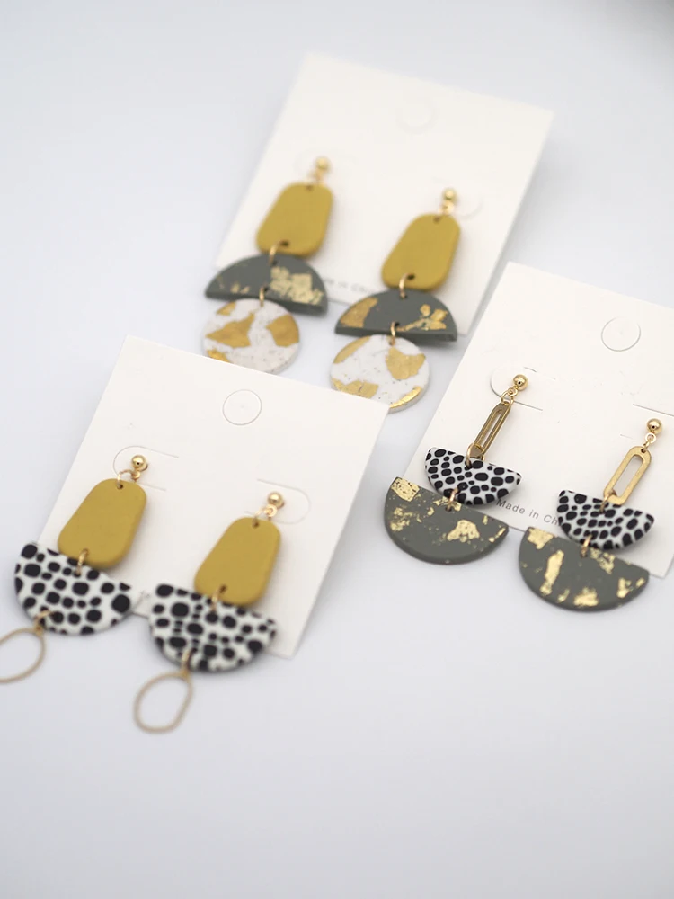 2021 Fashion Handmade Gold Foil Polymer Clay Earrings Geometric Drop Dangle Pendant Unique Trendy Dots Statement Art Earrings
2021 Fashion Handmade Gold Foil Polymer Clay Earrings Geometric Drop Dangle Pendant Unique Trendy Dots Statement Art Earrings