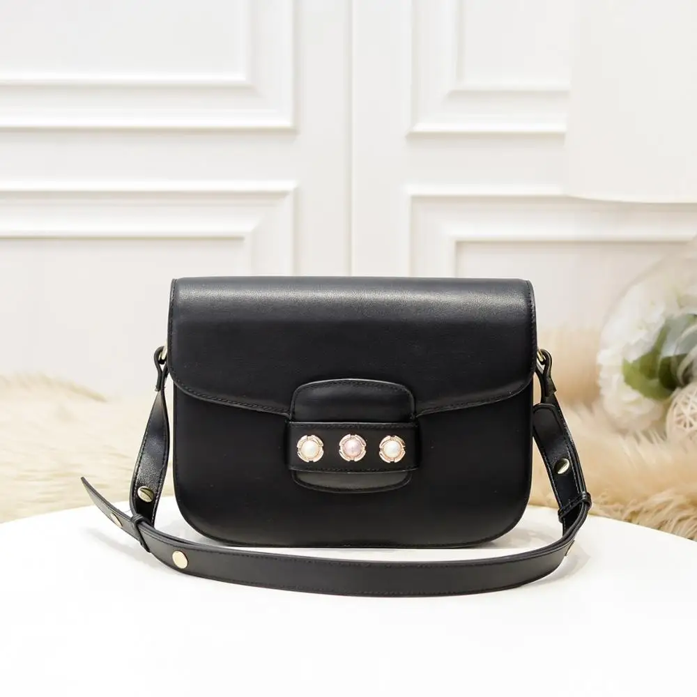 free shipping 2020 the new style fashion and vingate genuine cow leather women one shoulder bag crossbody bag 2 color 25cm
free shipping 2020 the new style fashion and vingate genuine cow leather women one shoulder bag crossbody bag 2 color 25cm