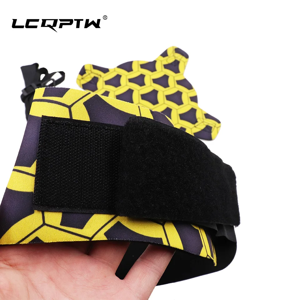 Football Kick Trainer Solo Trainer Belt Waist Belt Control Skills Soccer Practice Training Aid Equipment Adjustable Dropshipping
Football Kick Trainer Solo Trainer Belt Waist Belt Control Skills Soccer Practice Training Aid Equipment Adjustable Dropshipping