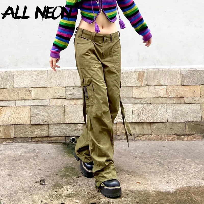 ALLNeon Fairy Grunge Aesthetics Big Pockets Trim Cargo Pants Y2K Vintage Streetwear Bandage Full Length Straight Baggy Trousers
ALLNeon Fairy Grunge Aesthetics Big Pockets Trim Cargo Pants Y2K Vintage Streetwear Bandage Full Length Straight Baggy Trousers