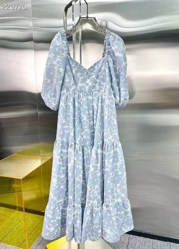 2021 Autumn New Fashion Runway Midi Dress Women's Puff Sleeves Printed Backless Diamonds Hot Sale Dress vestido
2021 Autumn New Fashion Runway Midi Dress Women's Puff Sleeves Printed Backless Diamonds Hot Sale Dress vestido