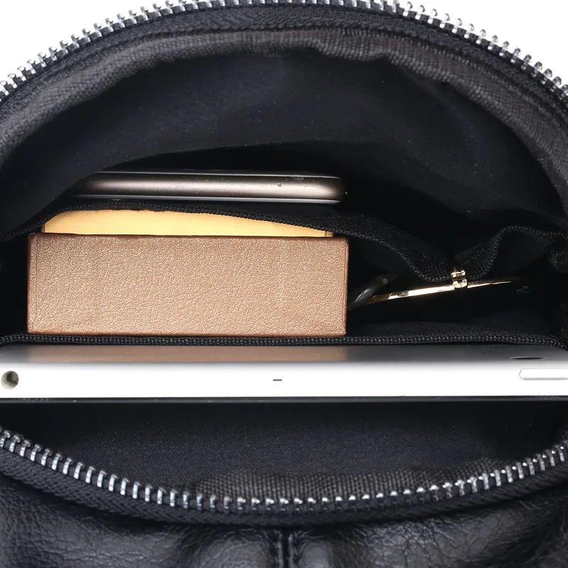 Soft Leather Chest Bag Men's Outdoor Sports Leisure Men's Shoulder Bag Across The Tide Bag Men's Soft Leather Bag
Soft Leather Chest Bag Men's Outdoor Sports Leisure Men's Shoulder Bag Across The Tide Bag Men's Soft Leather Bag