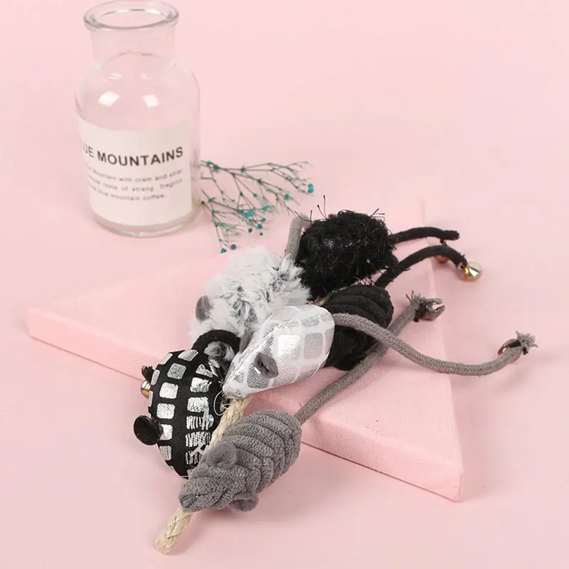 Explosive Cat Self-hey Toy Simulation Mouse Hanging Bar Gnawing Teeth Skewered Mouse One Generation Delivery Toys Pet Products
Explosive Cat Self-hey Toy Simulation Mouse Hanging Bar Gnawing Teeth Skewered Mouse One Generation Delivery Toys Pet Products