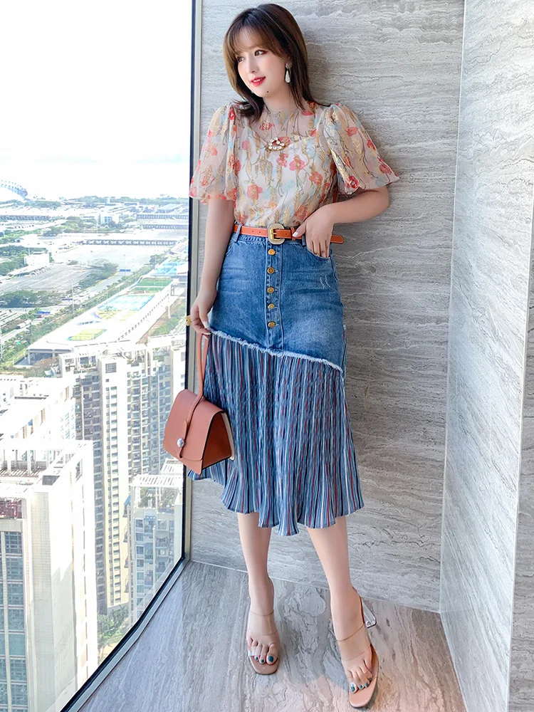 2021 Summer New High-quality High-waisted Denim Striped Irregular Stitching Skirt
2021 Summer New High-quality High-waisted Denim Striped Irregular Stitching Skirt