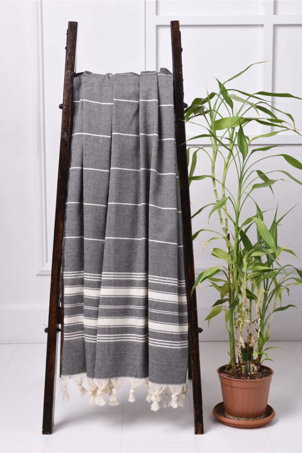 Лидер продаж, серое пештемальное пляжное полотенце Peshtemal, полотенце для ванной, полотенце для хамана, горячее Хлопковое полотенце для сауны
Лидер продаж, серое пештемальное пляжное полотенце Peshtemal, полотенце для ванной, полотенце для хамана, горячее Хлопковое полотенце для сауны