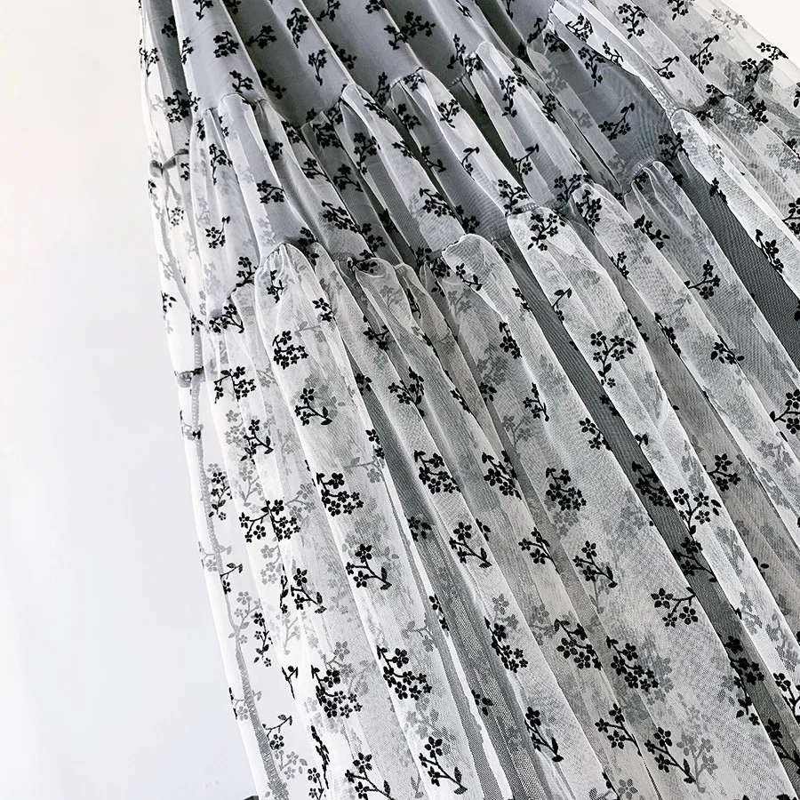 SISHION 2021 Black and White Floral Skirt VD1713 Korean Style Women Ladies Adult Tulle Elastic High Waist Long Midi Skirt
SISHION 2021 Black and White Floral Skirt VD1713 Korean Style Women Ladies Adult Tulle Elastic High Waist Long Midi Skirt