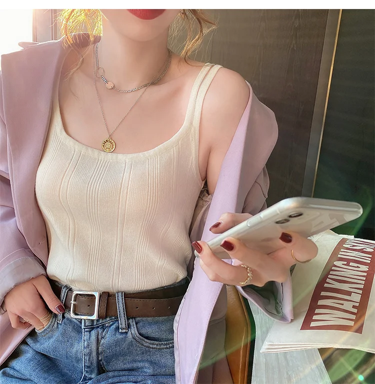 Style Retro Msschf Outerwear V-neck Knitted Bottoming Small Vest Women's Inner Rac
Style Retro Msschf Outerwear V-neck Knitted Bottoming Small Vest Women's Inner Rac