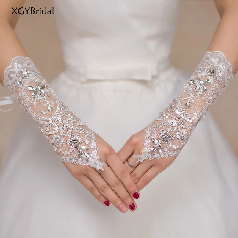 2021 New Arrival Tulle Bridal Wedding GloveThin Lace Applique Short White Beaded Hook Detachable Sleeves Accessories
2021 New Arrival Tulle Bridal Wedding GloveThin Lace Applique Short White Beaded Hook Detachable Sleeves Accessories