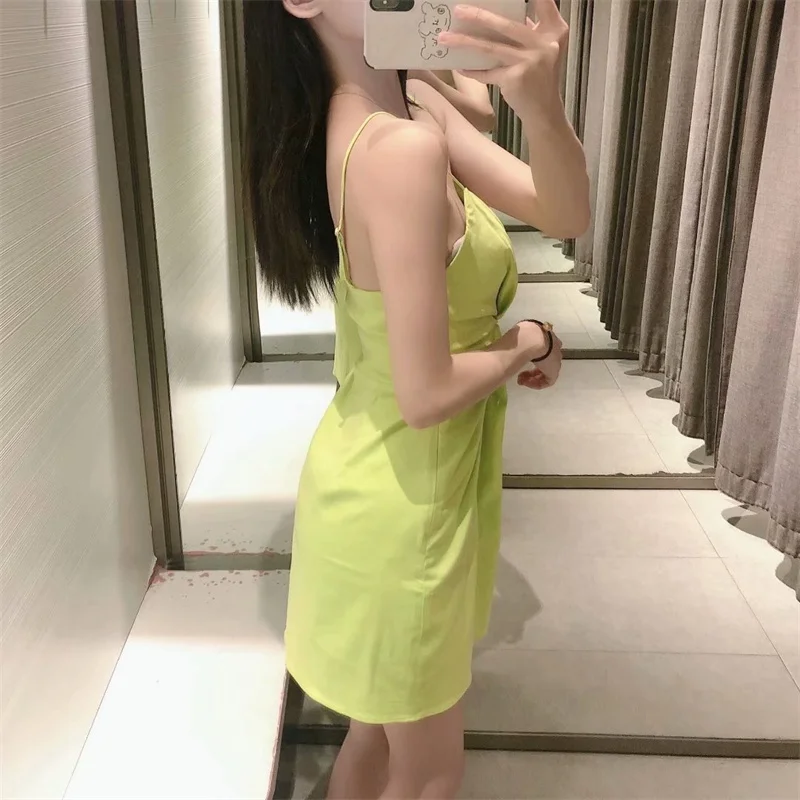 ZA 2021 Openwork Yellow Mini Dresses Women Chic V-neck Wrap Adjustable Thin Straps Dresses Fashion Opening Side Knot Woman Dress
ZA 2021 Openwork Yellow Mini Dresses Women Chic V-neck Wrap Adjustable Thin Straps Dresses Fashion Opening Side Knot Woman Dress