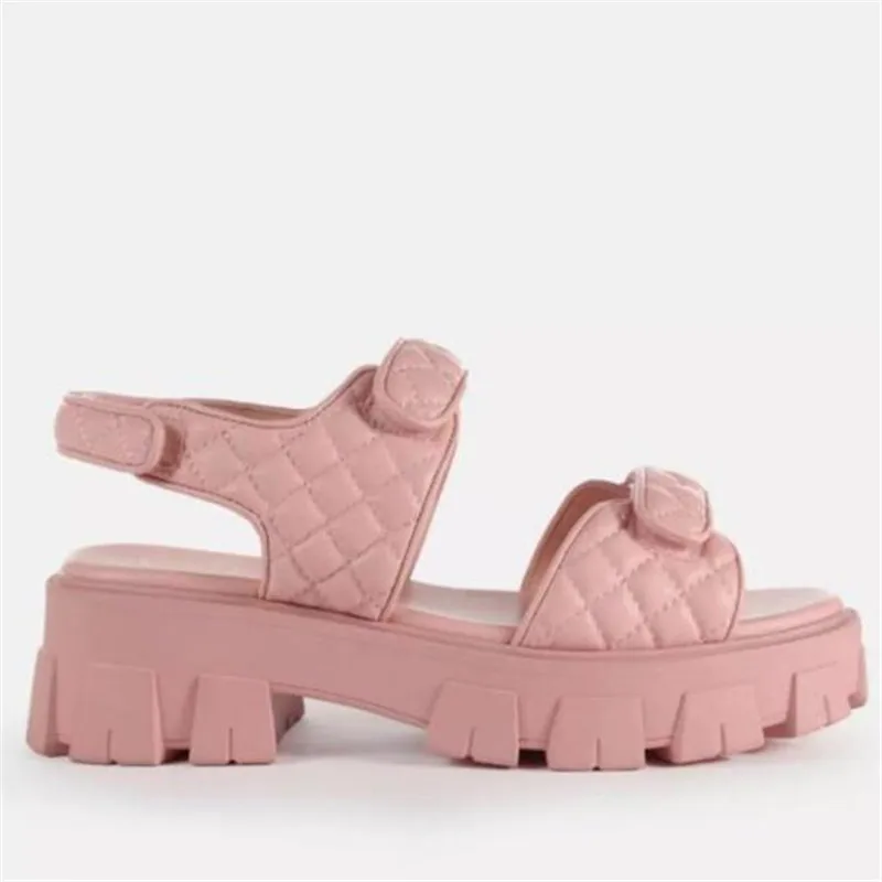 Summer new style large size women's sandals casual platform women's shoes fashion platform sandals womens slides beach shoes
Summer new style large size women's sandals casual platform women's shoes fashion platform sandals womens slides beach shoes
