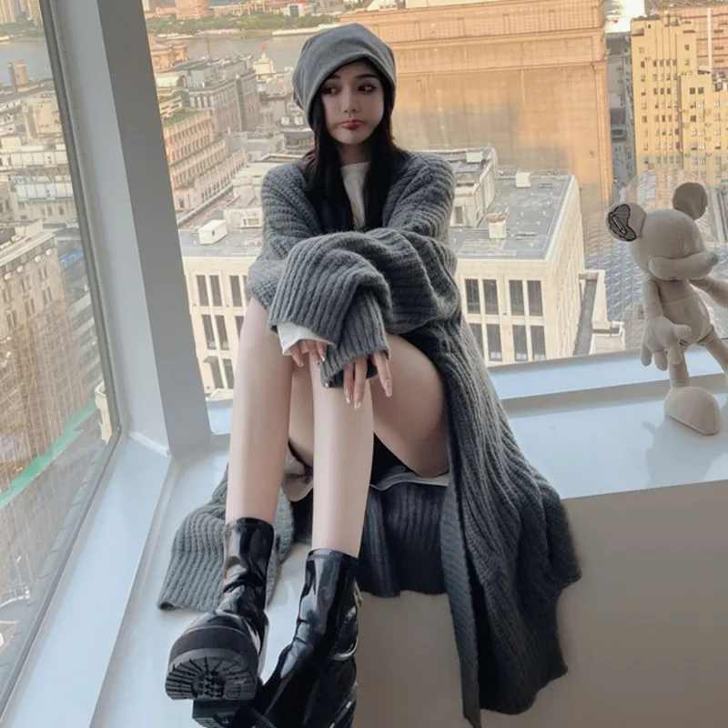 2021 autumn winter Long Knit Cardigan Woman Thicken long sleeve Korean Sweater Gray Cardigan Knit Coat
2021 autumn winter Long Knit Cardigan Woman Thicken long sleeve Korean Sweater Gray Cardigan Knit Coat