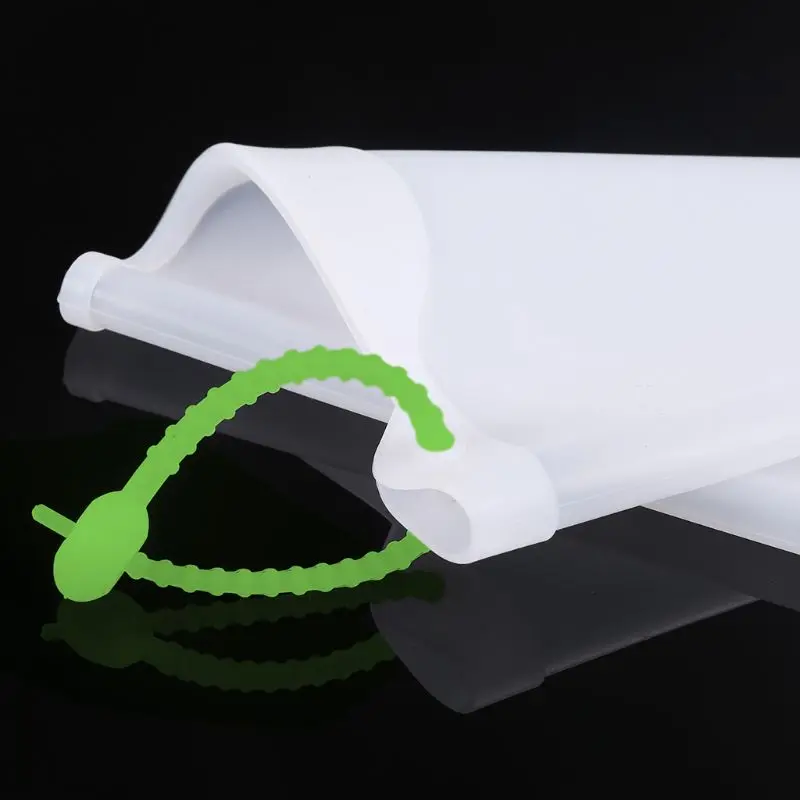 Soft Silicone Flour Mixing Preservation Kneading Dough Bag Cooking Pastry Tool
Soft Silicone Flour Mixing Preservation Kneading Dough Bag Cooking Pastry Tool