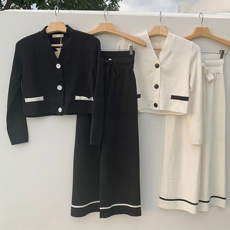Sister Fara New Spring 2021 Long Sleeve Sweater Women+High Waist Fashion Knitting Wide Leg Pants Autumn Office Lady 2 Pieces Set
Sister Fara New Spring 2021 Long Sleeve Sweater Women+High Waist Fashion Knitting Wide Leg Pants Autumn Office Lady 2 Pieces Set