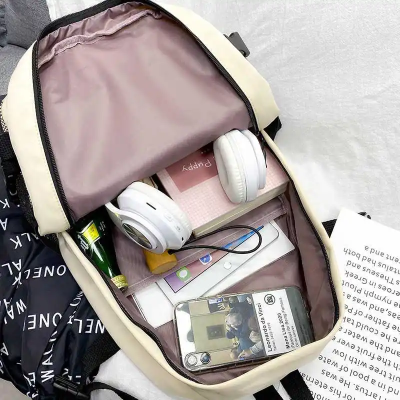 Korean style nylon women's fashionable dwaterproof water bags college girls'high capacity and simple travel backpacks
Korean style nylon women's fashionable dwaterproof water bags college girls'high capacity and simple travel backpacks
