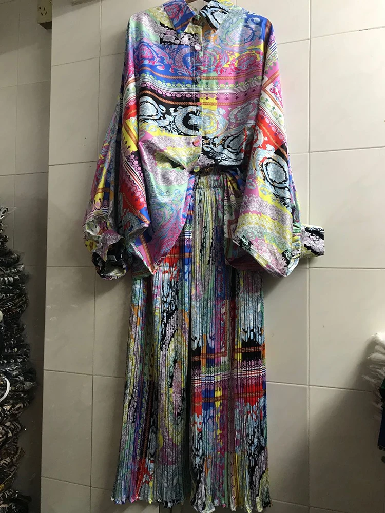 Multicolor Printed Loose Shirt Two-piece Set Ladies Autumn New Style + Pleated Elastic High Waist Wide Leg Pants Fashion Set
Multicolor Printed Loose Shirt Two-piece Set Ladies Autumn New Style + Pleated Elastic High Waist Wide Leg Pants Fashion Set