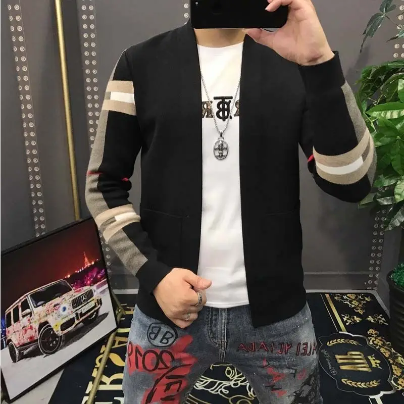 Men's sweater slim striped jacket autumn and winter large size sweater casual cardigan
Men's sweater slim striped jacket autumn and winter large size sweater casual cardigan