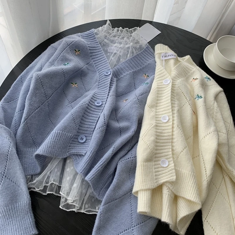 Autumn V-Neck Knitted Women Sweater Vest Single Breasted Cardigan Loose Oversized Korean Sueter Vests Female
Autumn V-Neck Knitted Women Sweater Vest Single Breasted Cardigan Loose Oversized Korean Sueter Vests Female