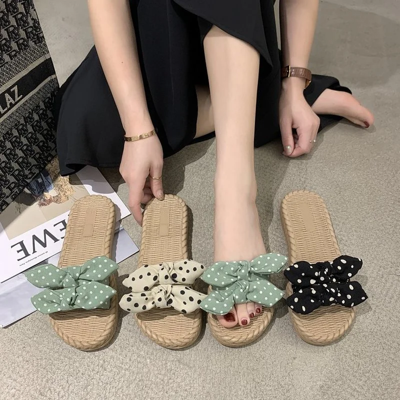 Summer Sweet Women Slippers Polka Dot Cotton Fabric Upper Double Bow-tied Outdoor Cute Faux Hemp Slides Lovely Ladies Shoes 2021
Summer Sweet Women Slippers Polka Dot Cotton Fabric Upper Double Bow-tied Outdoor Cute Faux Hemp Slides Lovely Ladies Shoes 2021