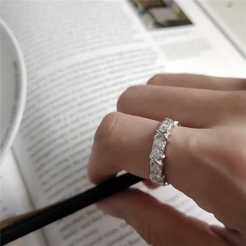 RUIYI Real 100% 925 Sterling Silver Women Personality Trendy Rings Simplicity Exquisite Zircon Setting 6# 7# 8# Girls Chic Rings
RUIYI Real 100% 925 Sterling Silver Women Personality Trendy Rings Simplicity Exquisite Zircon Setting 6# 7# 8# Girls Chic Rings