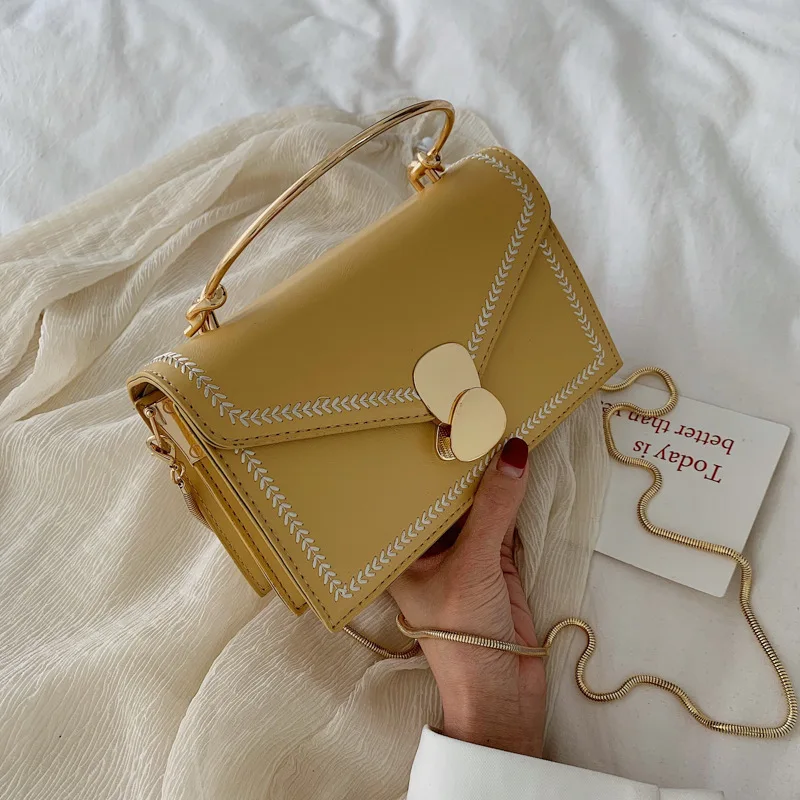 Female Tote Crossbody Bags Women 2020 Quality PU Leather Luxury Handbags Designer Ladies Hand Chains Lock Shoulder Messenger Bag
Female Tote Crossbody Bags Women 2020 Quality PU Leather Luxury Handbags Designer Ladies Hand Chains Lock Shoulder Messenger Bag