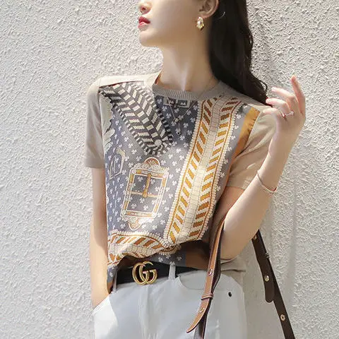 T-shirt t-shirt women's short sleeve loose T-shirt spring women's 2021 new fashion stitching Chiffon Top
T-shirt t-shirt women's short sleeve loose T-shirt spring women's 2021 new fashion stitching Chiffon Top