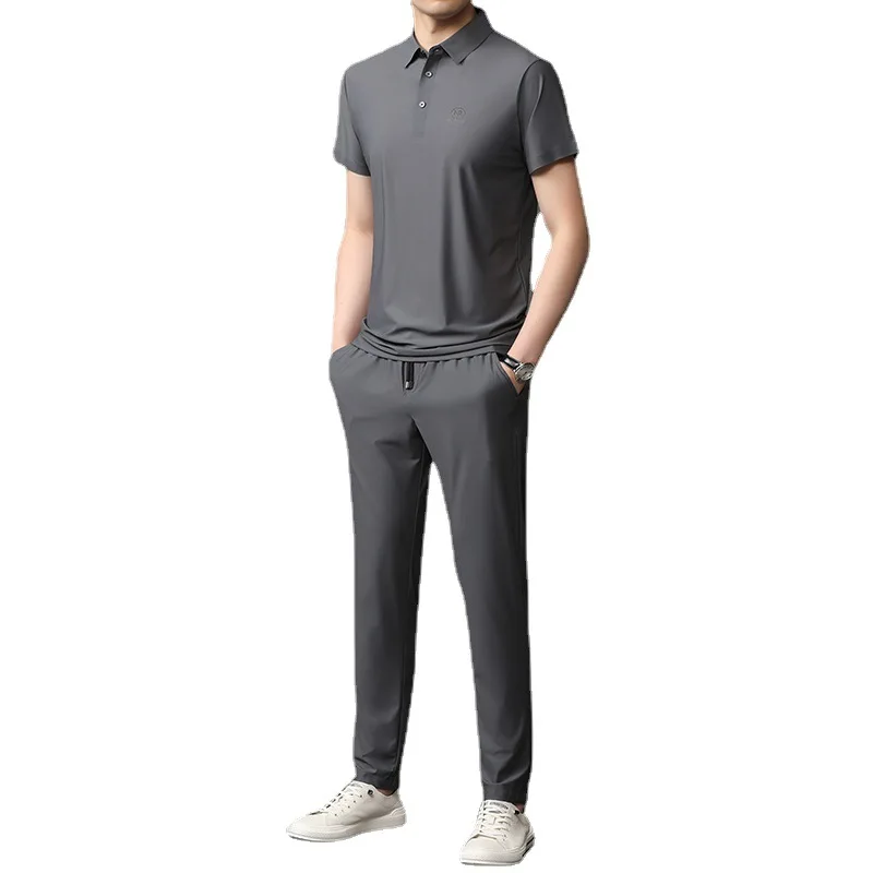 2021 summer leisure thin sportswear Short Sleeve Black fashion brand short sleeve sweater pants
2021 summer leisure thin sportswear Short Sleeve Black fashion brand short sleeve sweater pants