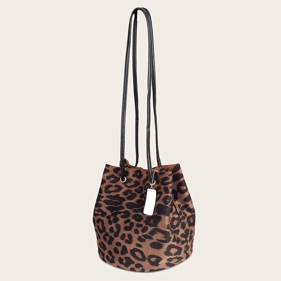 Women's Cotton Drawstring Bucket Bag Crossbody Bag Leopard Print Shoulder Bag Handbag Purse with Lock Closure Wallets for Women
Women's Cotton Drawstring Bucket Bag Crossbody Bag Leopard Print Shoulder Bag Handbag Purse with Lock Closure Wallets for Women