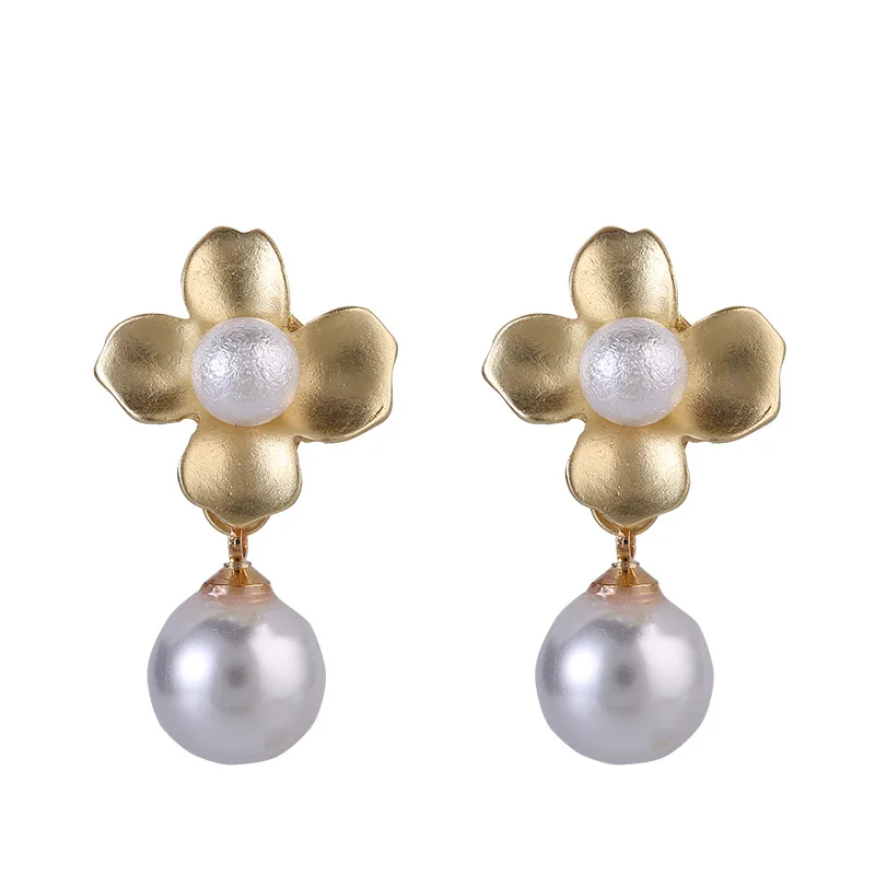 2020 New Arrival Gold Color Flower Simulated Pearl Dangle Drop Earrings For Women Fashion Elegant Wedding Brides Jewelry Gifts
2020 New Arrival Gold Color Flower Simulated Pearl Dangle Drop Earrings For Women Fashion Elegant Wedding Brides Jewelry Gifts