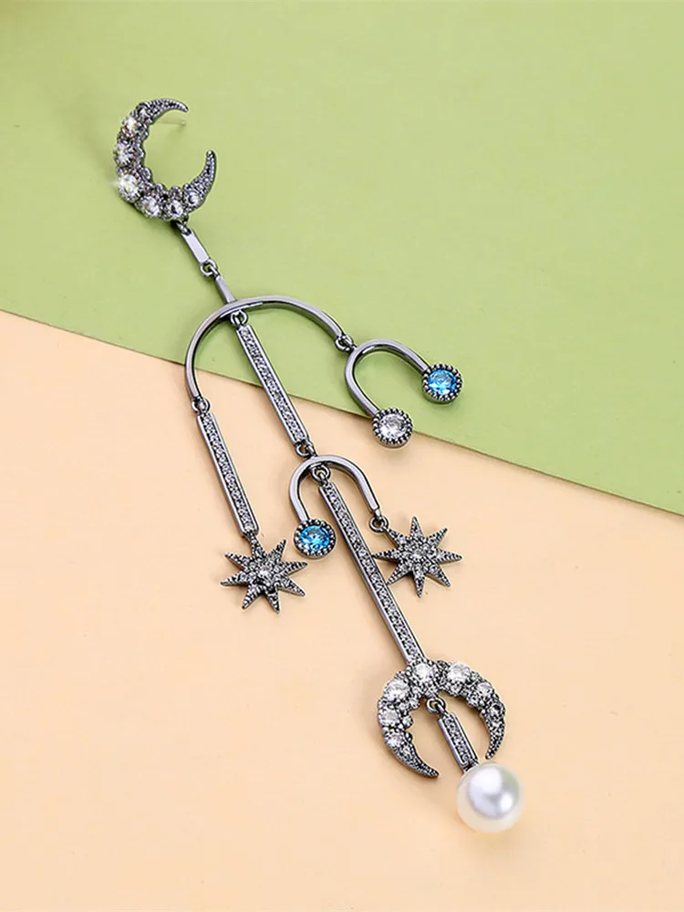 Long Exaggerated Personality Creative Star and Moon Zircon Pendant Stud Earrings Female Japanese and Korean Fashion Earrings 
Long Exaggerated Personality Creative Star and Moon Zircon Pendant Stud Earrings Female Japanese and Korean Fashion Earrings