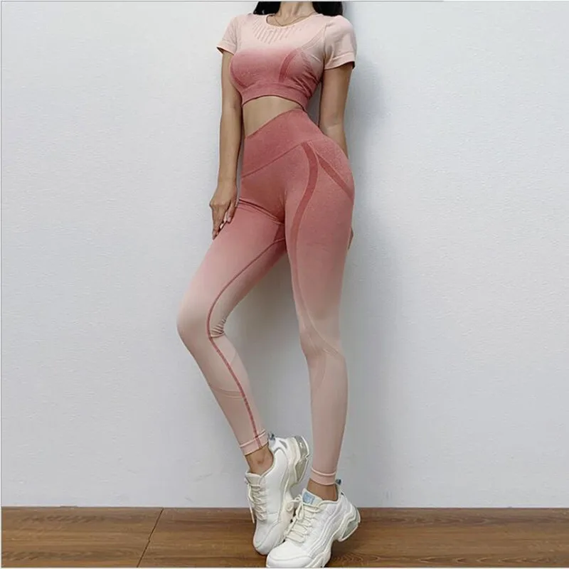 New seamless Yoga suit gradual seamless knitting hip lifting elastic fitness short sleeve women sports wear
New seamless Yoga suit gradual seamless knitting hip lifting elastic fitness short sleeve women sports wear