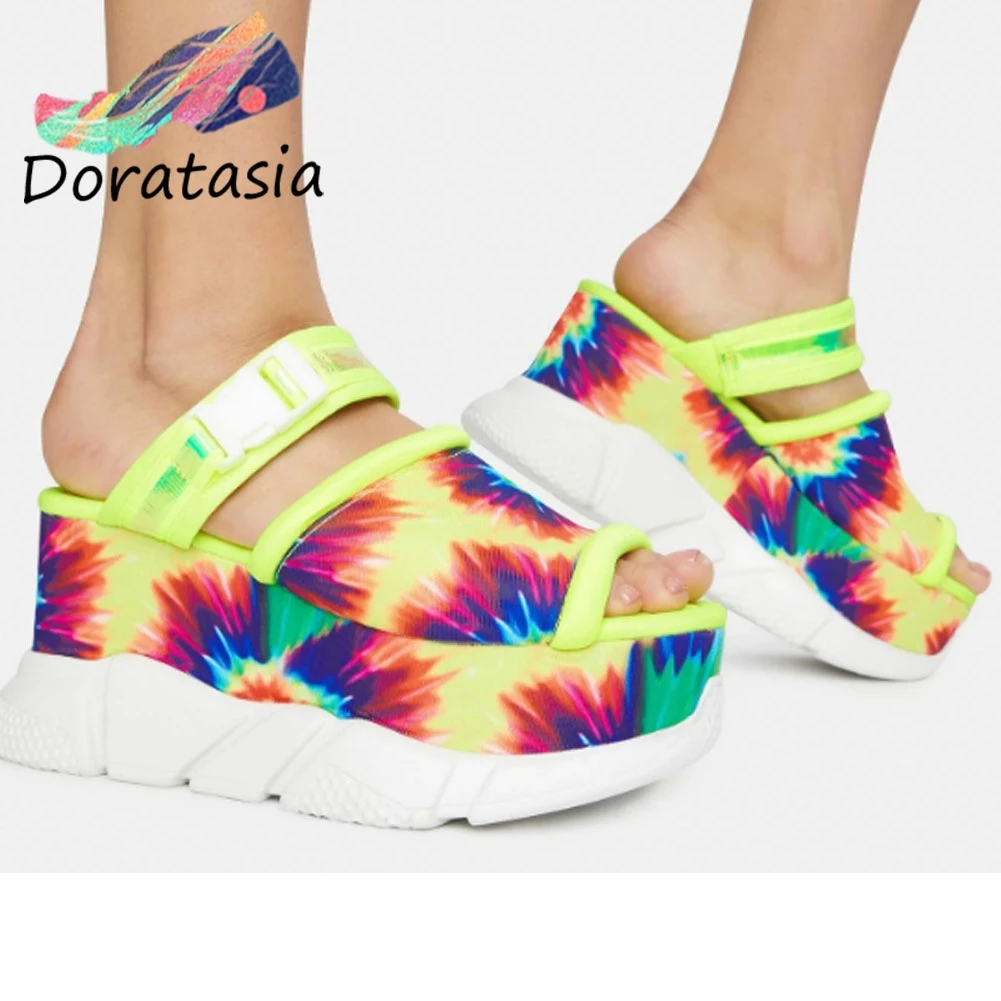 DORATASIA Quality Female Sandals Mixed Color Slip On Wedges Peep Toe Platform Sandals Women New Arrival Trendy Shoes Woman
DORATASIA Quality Female Sandals Mixed Color Slip On Wedges Peep Toe Platform Sandals Women New Arrival Trendy Shoes Woman