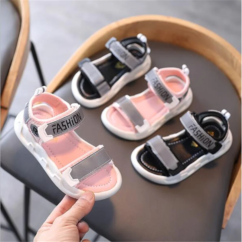 Children's hollow beach shoes Girls Fashion casual Soft-soled non-slip Comfortable sandals size 26-36 flat sandals girl shoes
Children's hollow beach shoes Girls Fashion casual Soft-soled non-slip Comfortable sandals size 26-36 flat sandals girl shoes