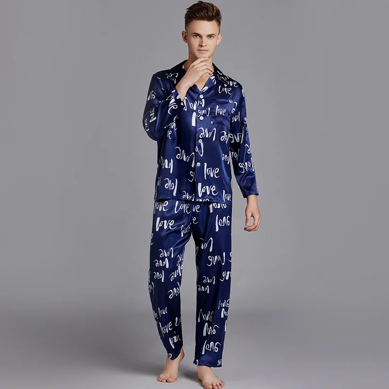 Summer Men'S Pajamas Long-Sleeved Loose Suit Thin Silk Men'S Home Wear Satin Silk Sleepwear Nightwear Large Size XXL Пижам
Summer Men'S Pajamas Long-Sleeved Loose Suit Thin Silk Men'S Home Wear Satin Silk Sleepwear Nightwear Large Size XXL Пижам
