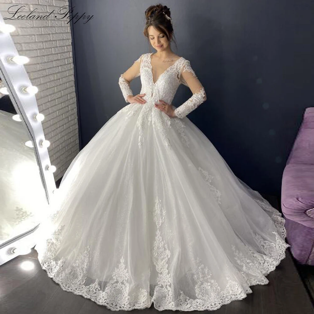 Lceland Poppy Elegant Ball Gown Wedding Dresses Long Sleeves Floor Length Plus Size Lace Appliques Bridal Dress Sweep Train
Lceland Poppy Elegant Ball Gown Wedding Dresses Long Sleeves Floor Length Plus Size Lace Appliques Bridal Dress Sweep Train