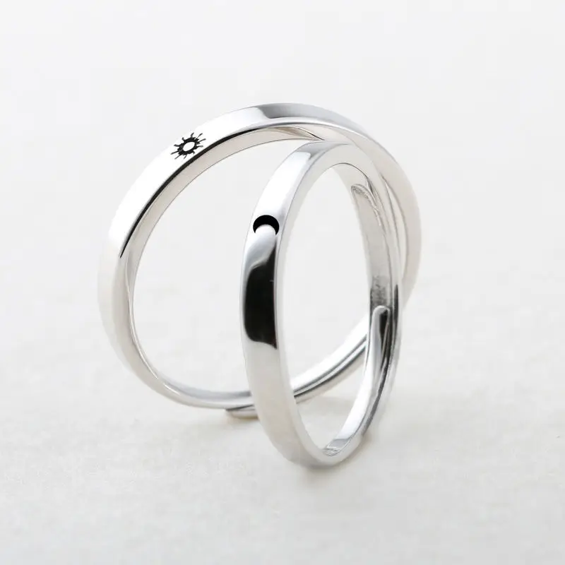 Fashion Simple Opening Sun Ring For Men Minimalist Moon Ring For Women Adjustable Ring For Couple Anniversary Gifts Jewelry
Fashion Simple Opening Sun Ring For Men Minimalist Moon Ring For Women Adjustable Ring For Couple Anniversary Gifts Jewelry