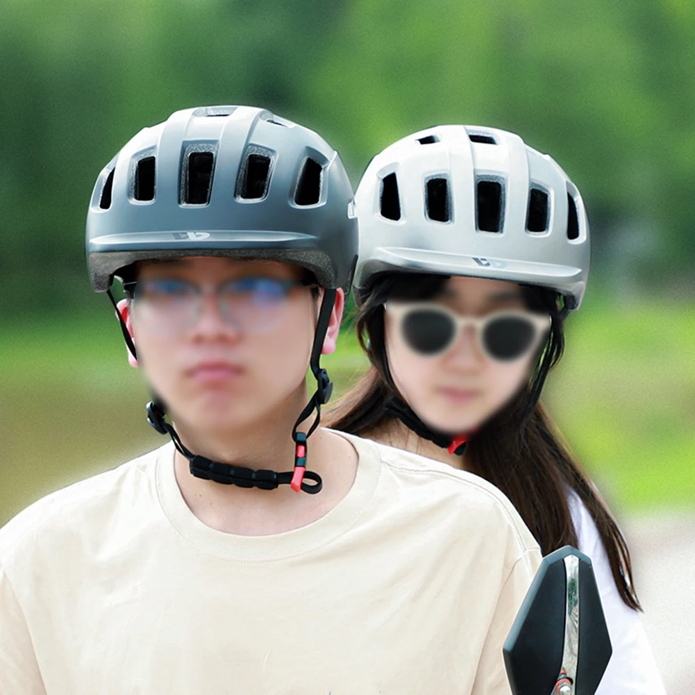 Bicycle Helmet Reflective Safety Riding Breathable Electric Scooter Helmets MTB Bike Mountain Road 58-62cm
Bicycle Helmet Reflective Safety Riding Breathable Electric Scooter Helmets MTB Bike Mountain Road 58-62cm